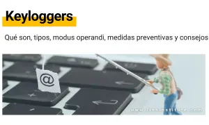Un pescador en miniatura con un anzuelo sobre un teclado, con un símbolo de arroba colgando. Aprende sobre keyloggers como evitarlo.