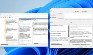 Configuración para desactivar actualizaciones Windows 11. Se muestra la opción "Deshabilitada" para la configuración de actualizaciones automáticas.