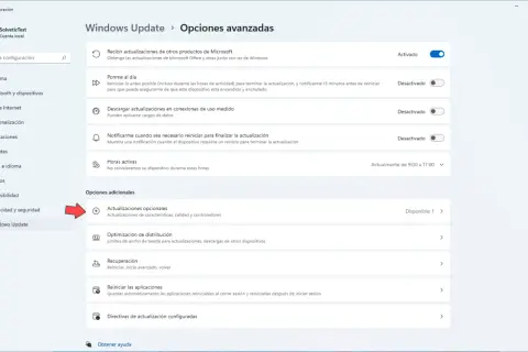 Actualizaciones opcionales en Windows 11, donde puedes encontrar actualizaciones de controladores.