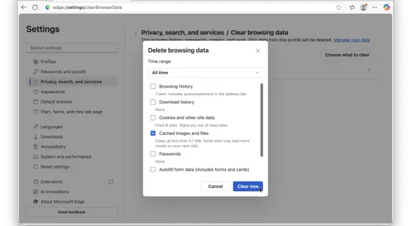 Ventana de configuración de Microsoft Edge para borrar datos de navegación. Se muestra la opción "Borrar ahora" para eliminar la caché, lo que significa borrar cache.