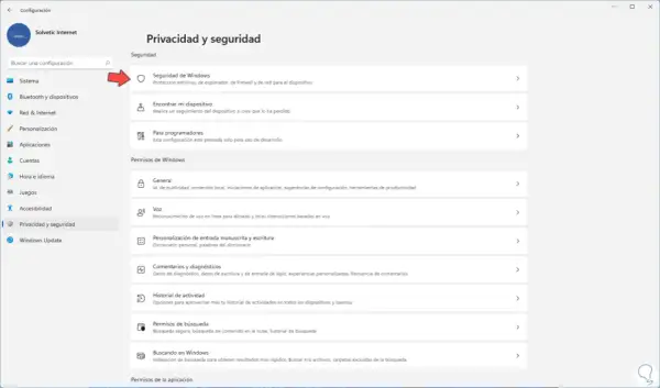 Configuración de Privacidad y seguridad. Se muestra la opción "Seguridad de Windows", que permite desactivar Windows Defender permanentemente.